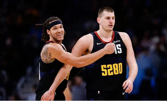 湖人再胜开拓者,终结两连败 湖人再胜开拓者,终结两连败