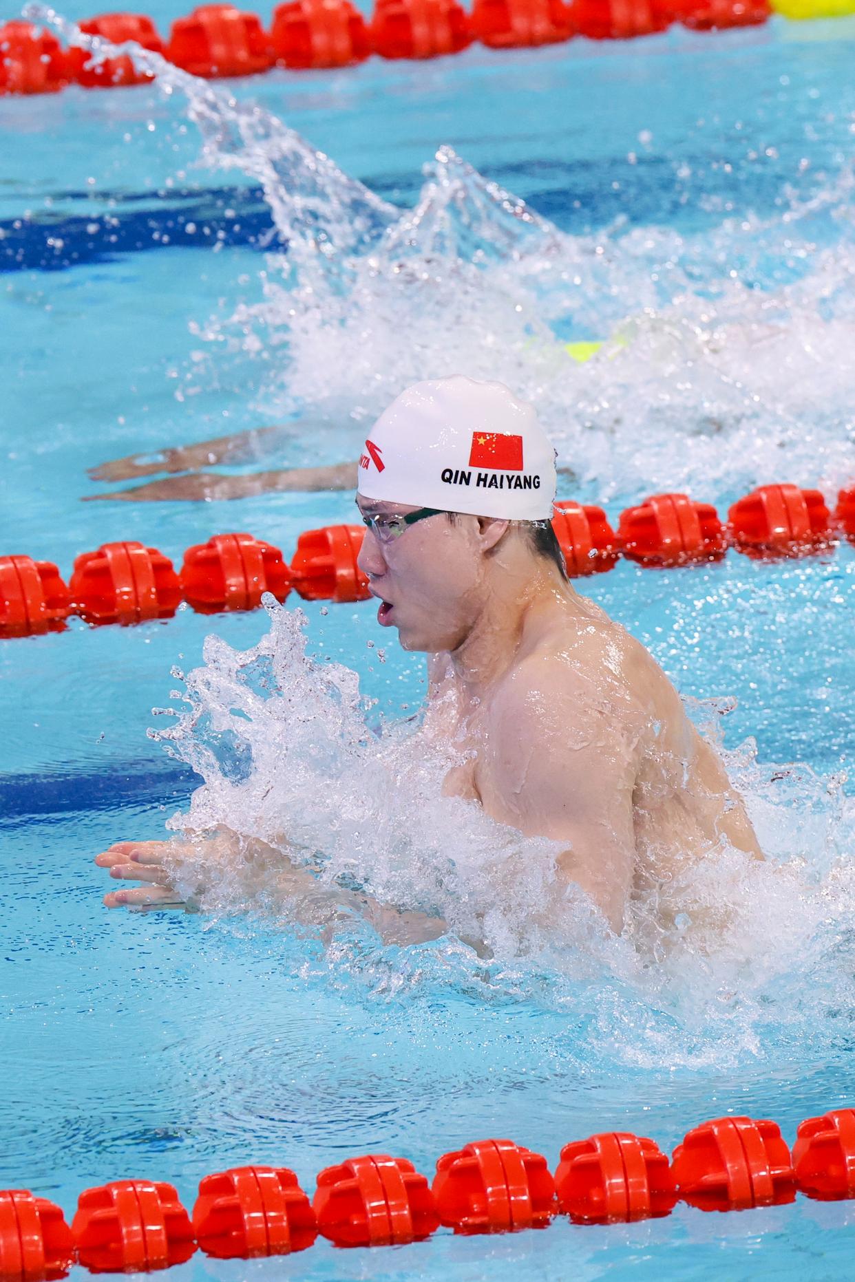 巴拿马选手晋级游泳决赛的简单介绍