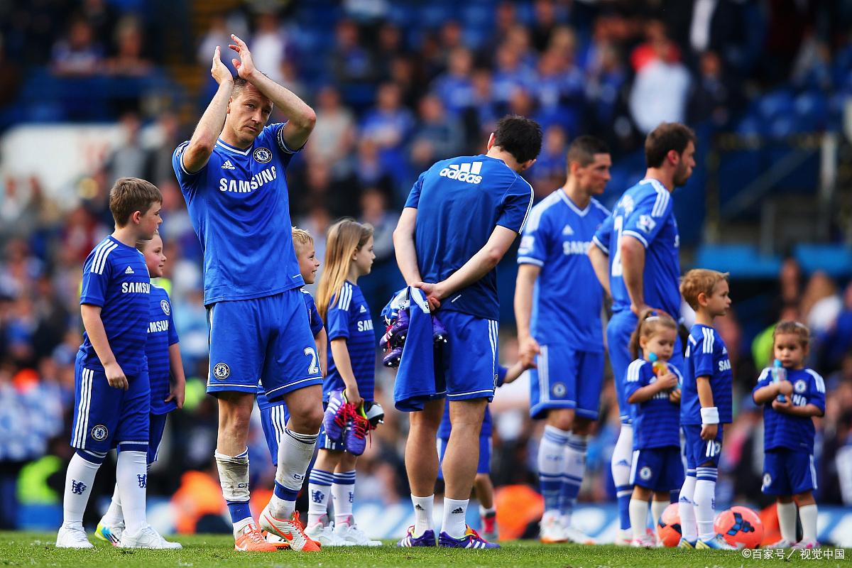 切尔西不敌热刺落后英超榜首