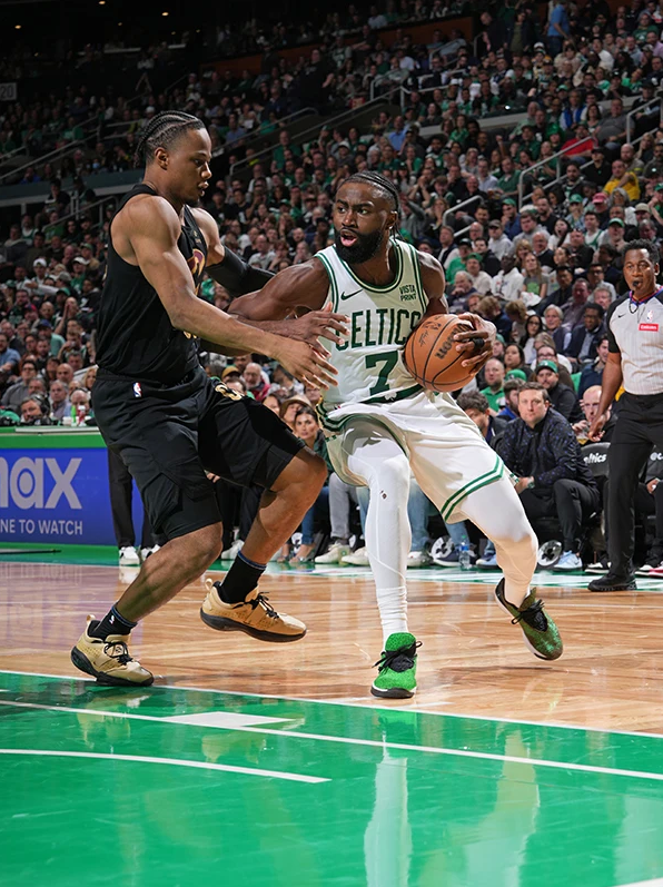 爱游戏馆-凯尔特人轻松击败篮网，稳坐东部第一