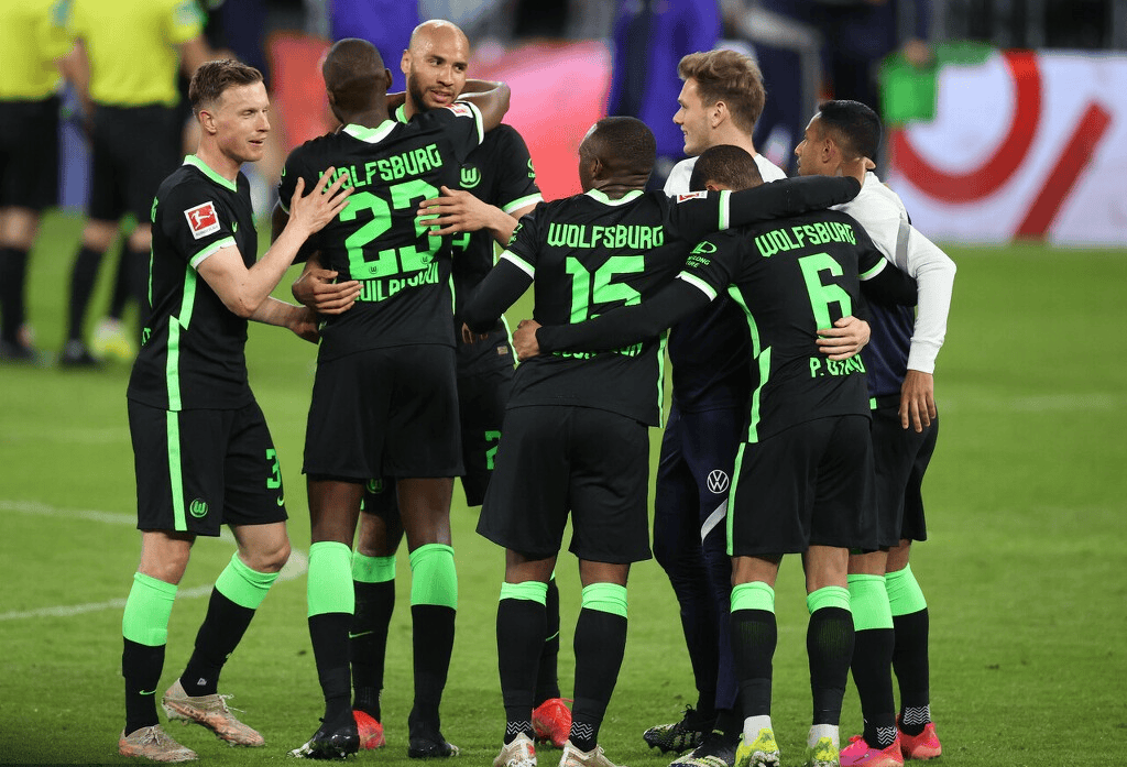 关于沃尔夫斯堡大胜扩大空间，德甲前景一片光明的信息
