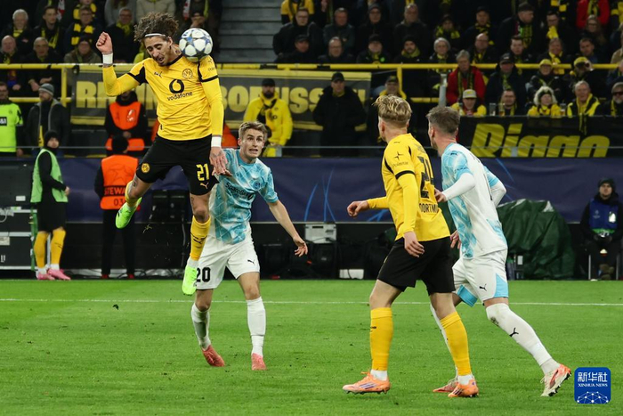 多特蒙德主场战平法兰克福,难分胜负的简单介绍 多特蒙德主场战平法兰克福,难分胜负的简单介绍